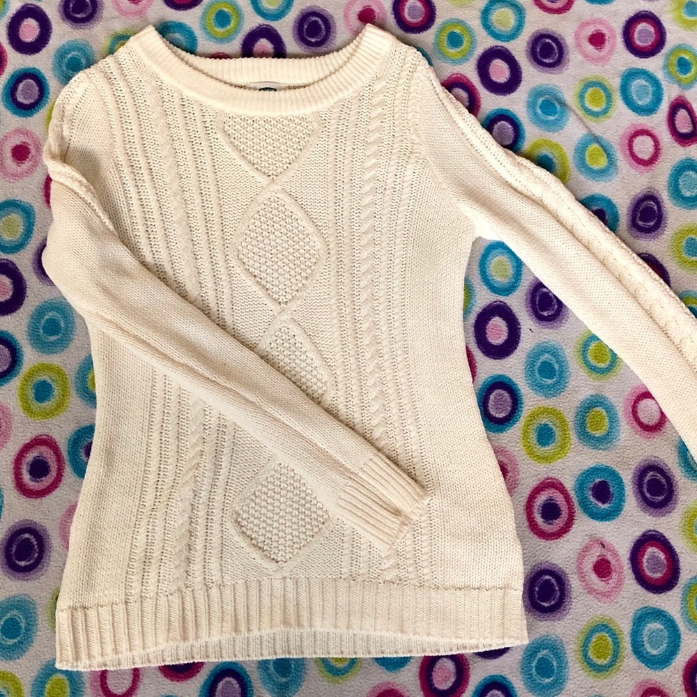Old Navy White Knitted Sweater